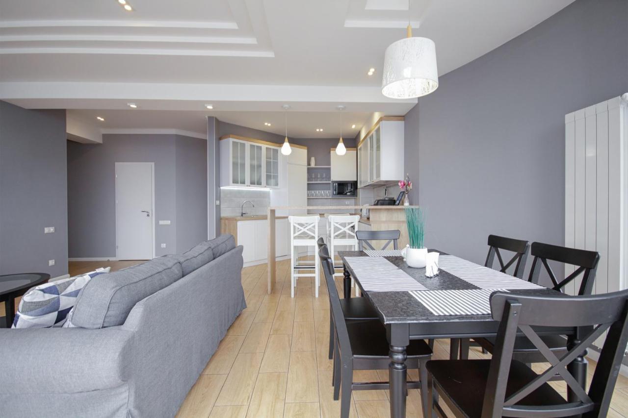 Gagarin Plaza Apartment Odessa Eksteriør billede